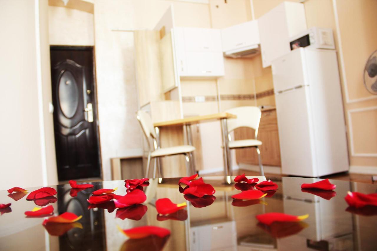 Apartment In The City Center Ivano-Frankivsk Exterior photo